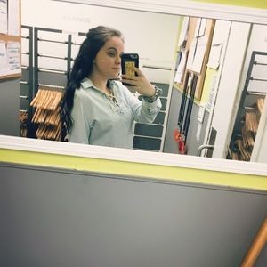 Meet your Posher, Lauren